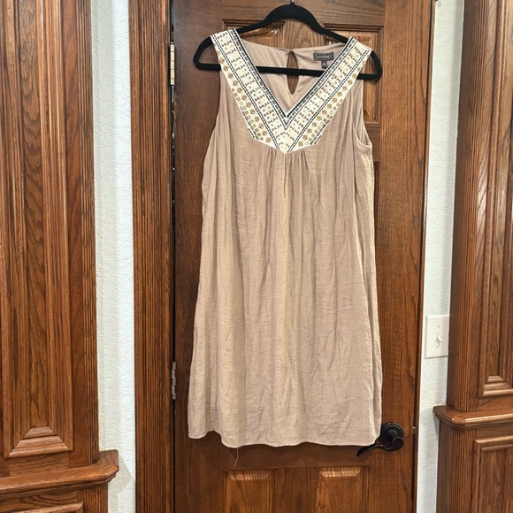 Luxology Tan Embroidered & Gold Sequin Boho Large Dress $44 - Picture 1 of 12